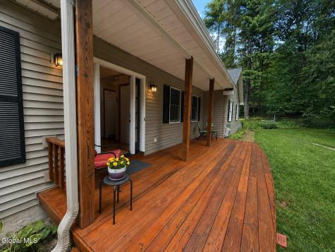 23 Holloway Lane Averill Park NY 12018