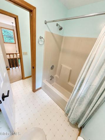 23 Holloway Lane Averill Park NY 12018