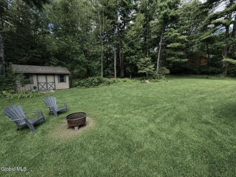 23 Holloway Lane Averill Park NY 12018
