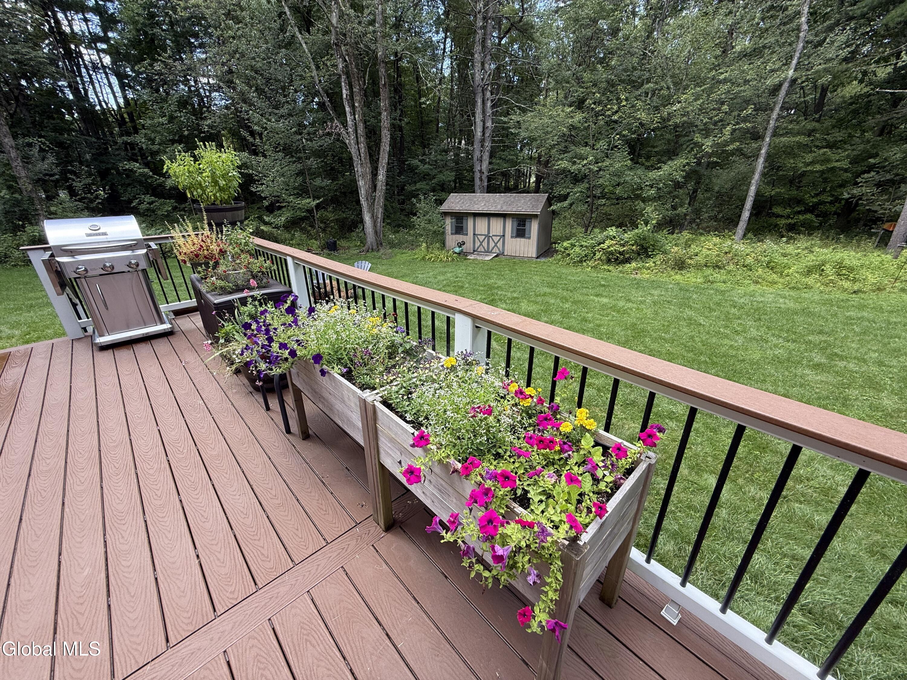 23 Holloway Lane Averill Park NY 12018