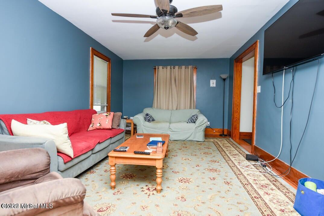 642 Feura Bush Road Delmar NY 12054
