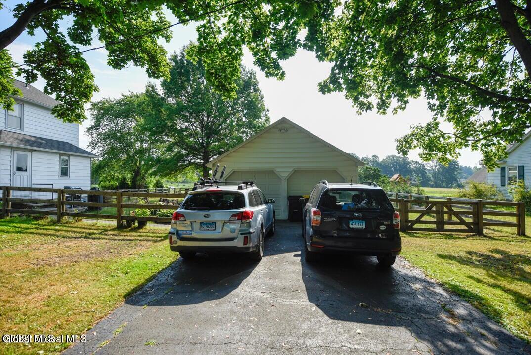 642 Feura Bush Road Delmar NY 12054
