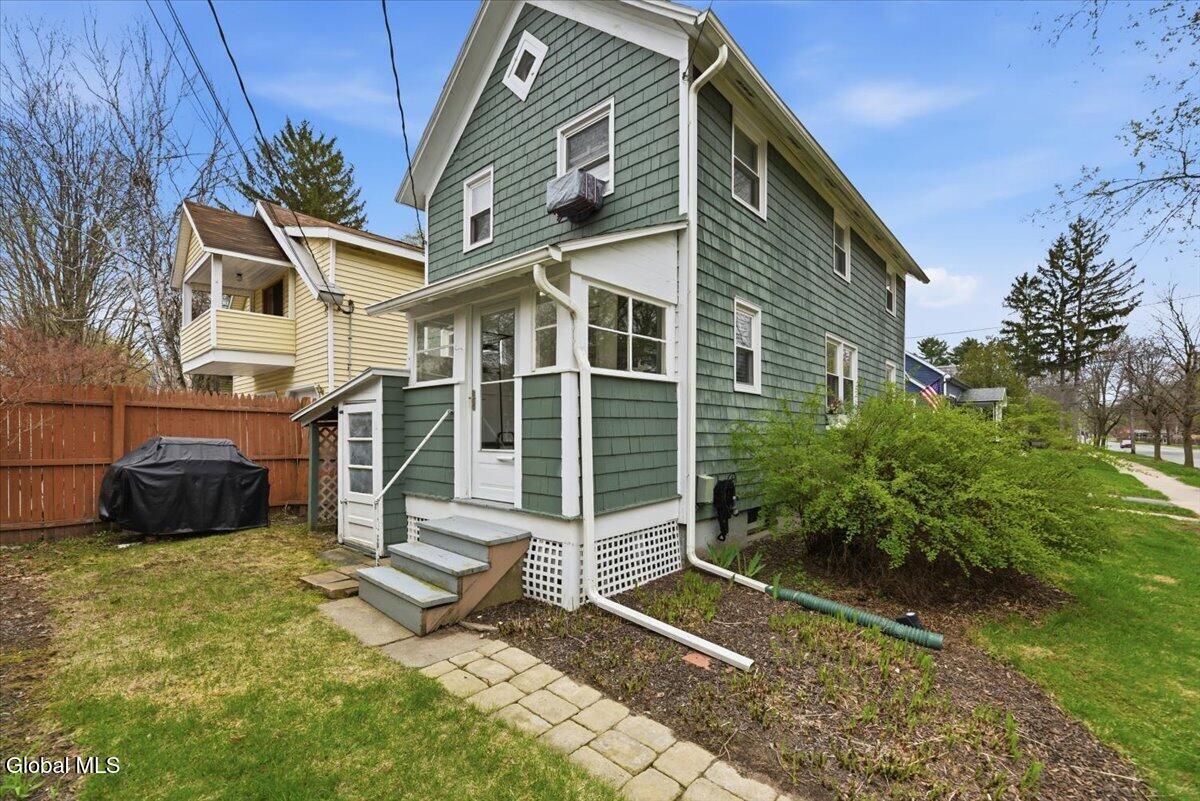 214 East Avenue Saratoga Springs NY 12866