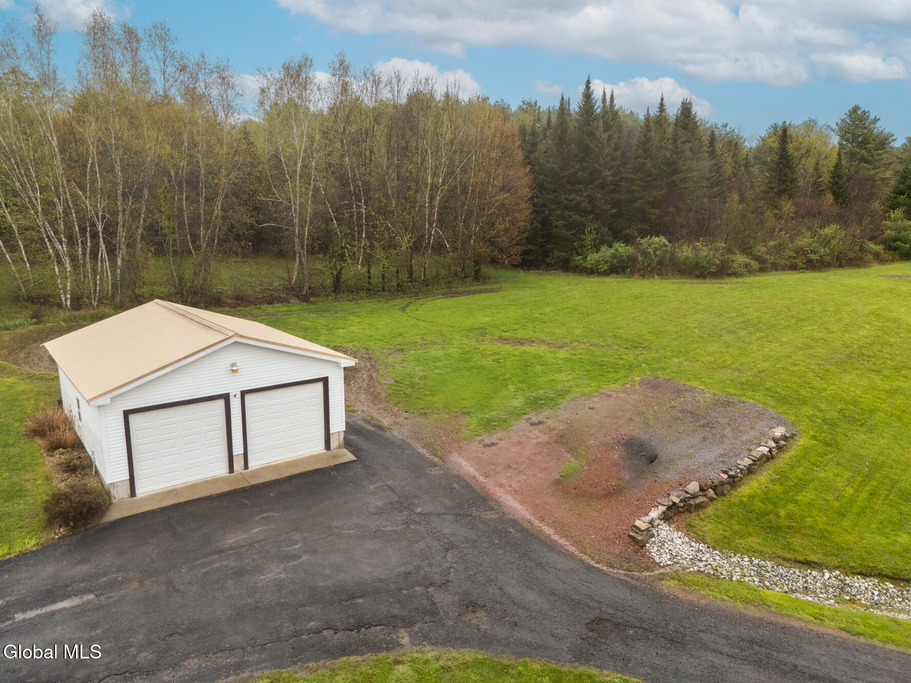 15 Middleton Road Granville NY 12832