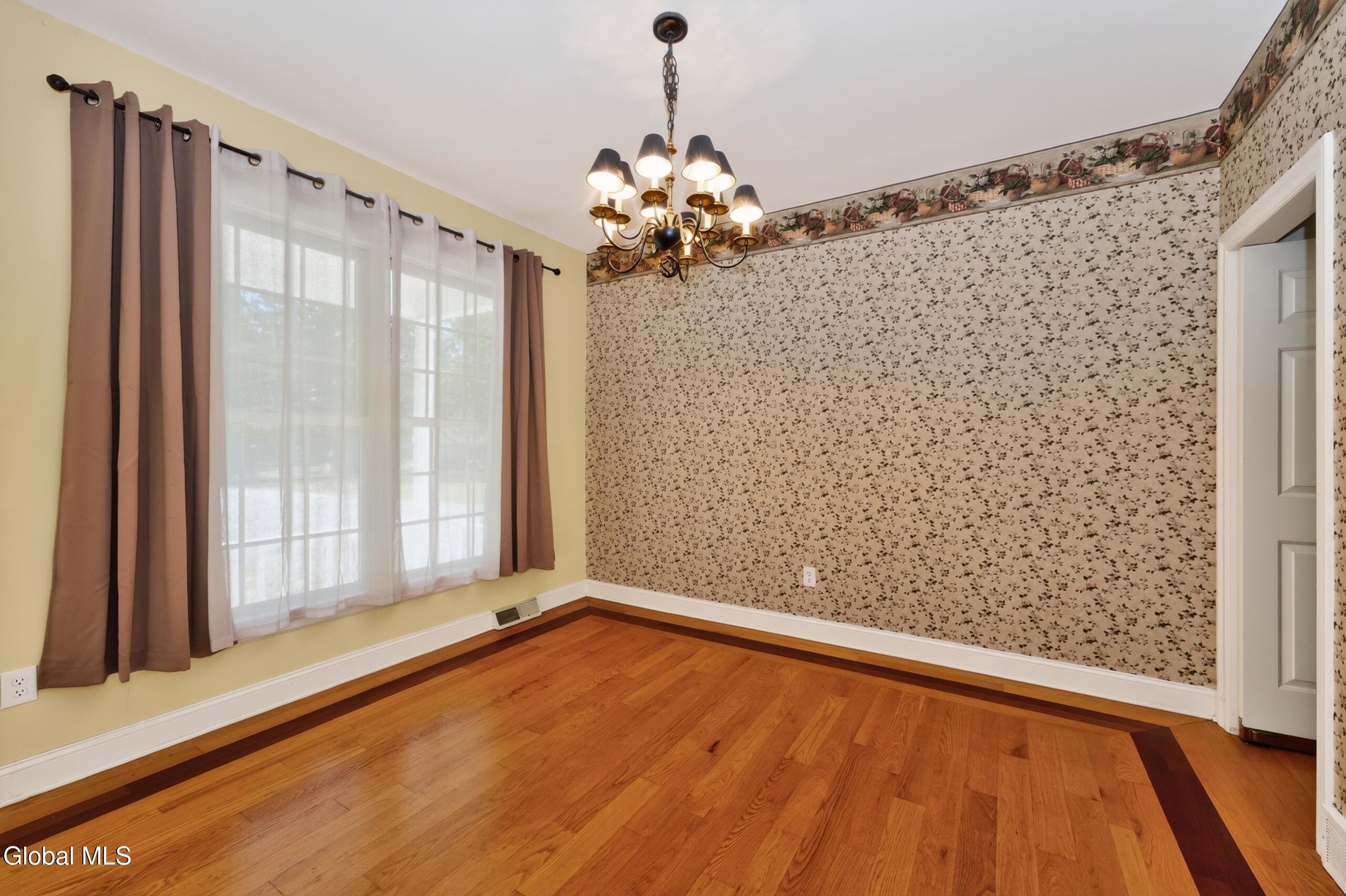 31 Briarhurst Drive Gansevoort NY 12831