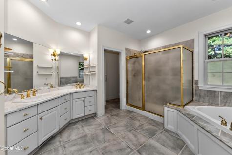 31 Briarhurst Drive Gansevoort NY 12831