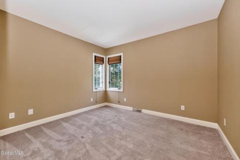 31 Briarhurst Drive Gansevoort NY 12831