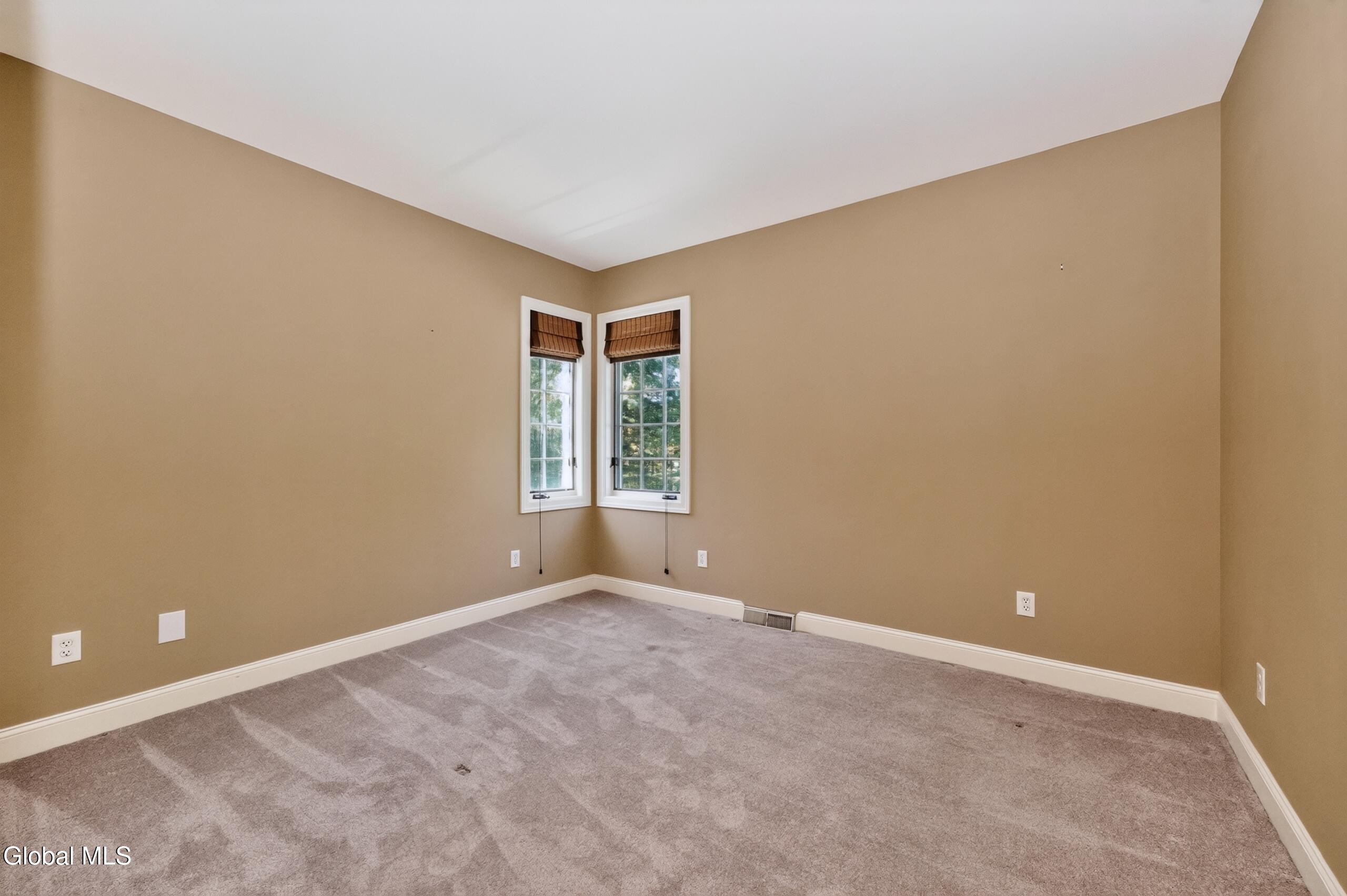 31 Briarhurst Drive Gansevoort NY 12831