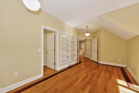31 Briarhurst Drive Gansevoort NY 12831