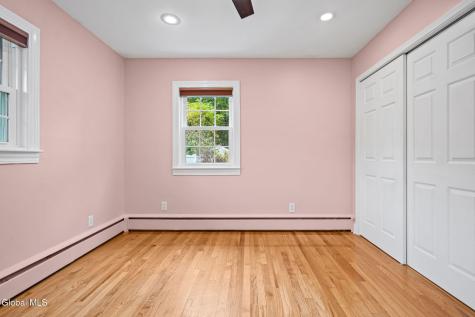 21 Hoefer Street Latham NY 12110