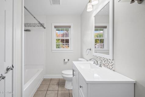 21 Hoefer Street Latham NY 12110