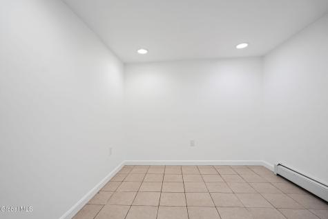 21 Hoefer Street Latham NY 12110