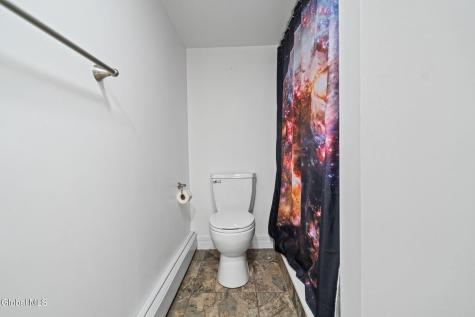21 Hoefer Street Latham NY 12110