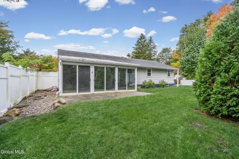 21 Hoefer Street Latham NY 12110