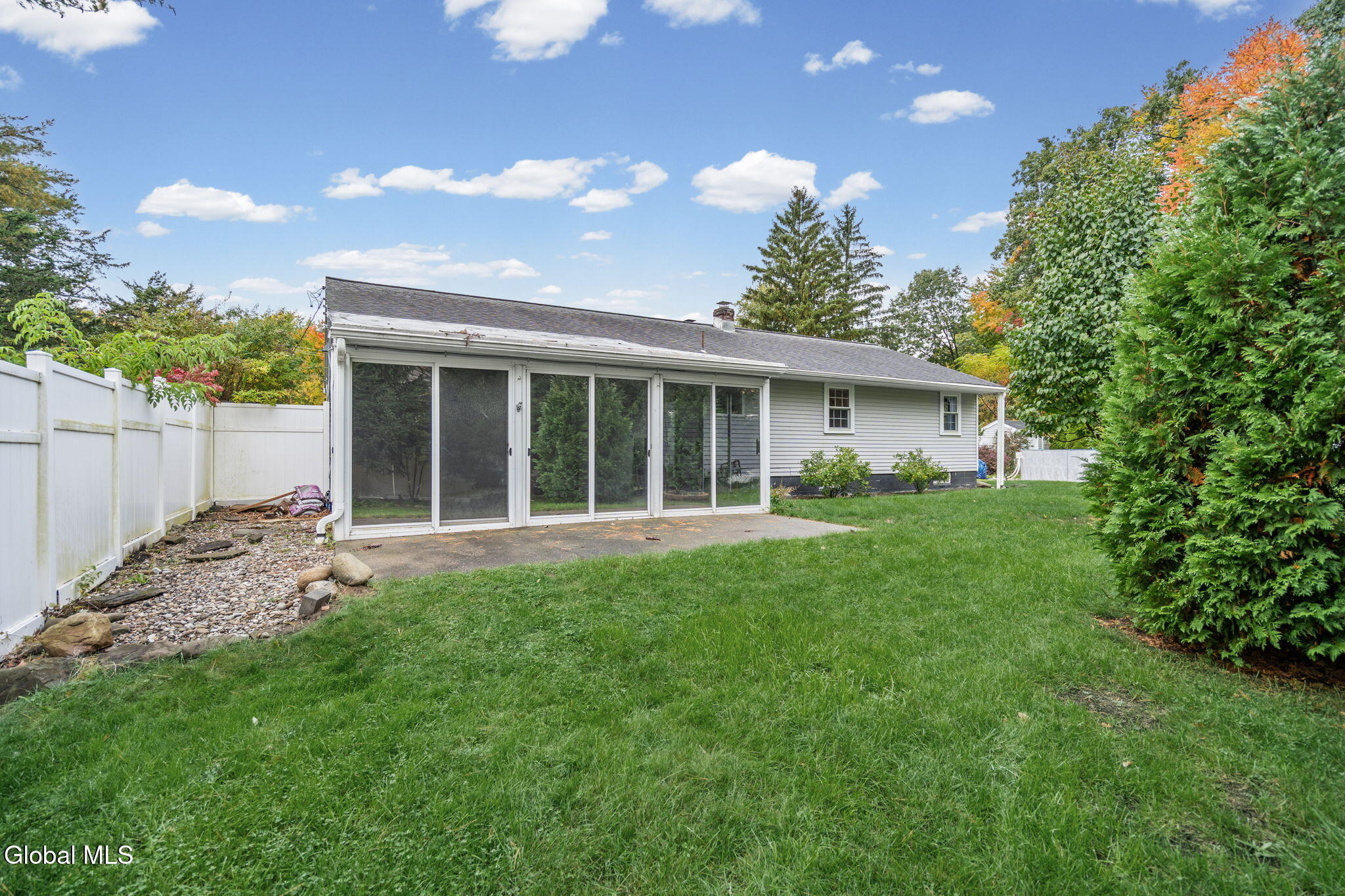 21 Hoefer Street Latham NY 12110