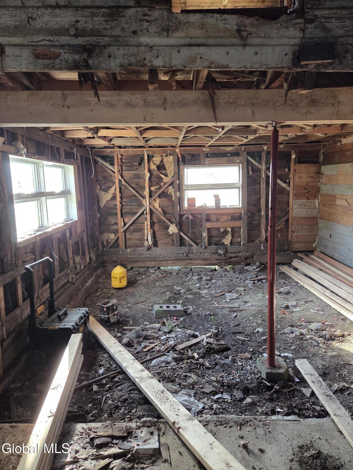5956 New York 81 Greenville NY 12083