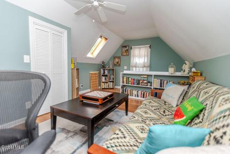68 Fox Avenue Schenectady NY 12304