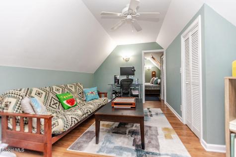 68 Fox Avenue Schenectady NY 12304