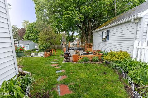 68 Fox Avenue Schenectady NY 12304