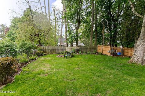 68 Fox Avenue Schenectady NY 12304