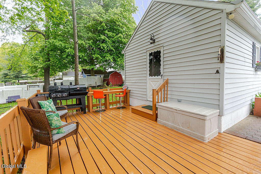 68 Fox Avenue Schenectady NY 12304