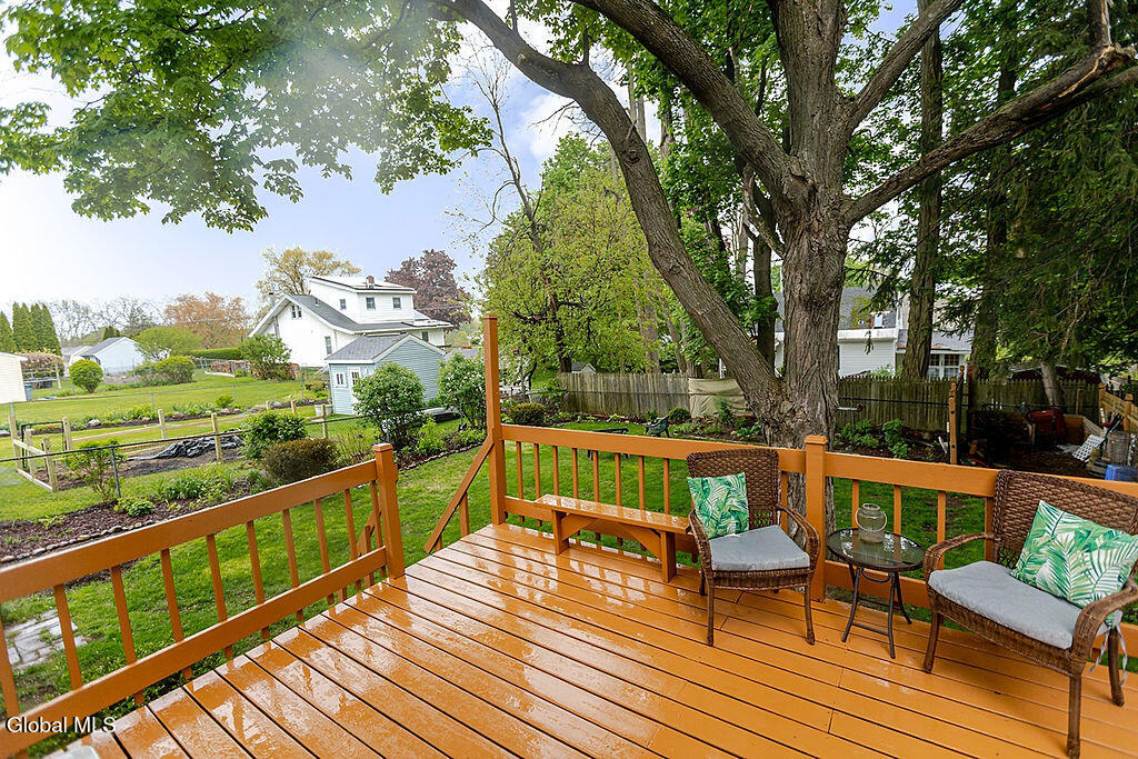 68 Fox Avenue Schenectady NY 12304