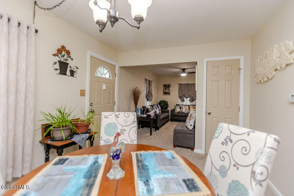 68 Fox Avenue Schenectady NY 12304