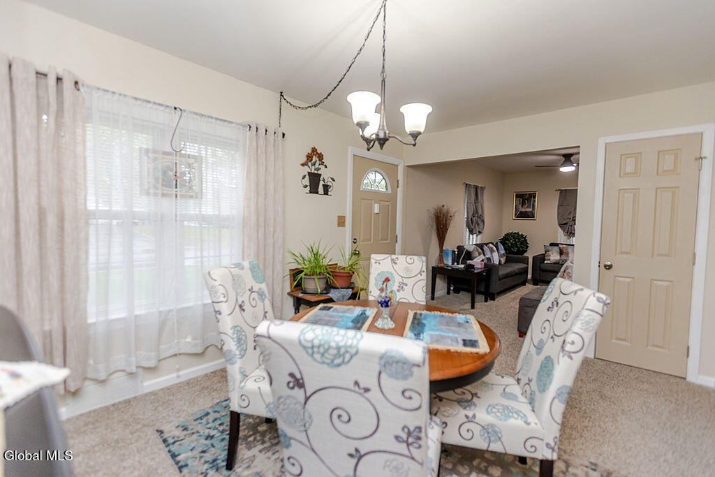 68 Fox Avenue Schenectady NY 12304