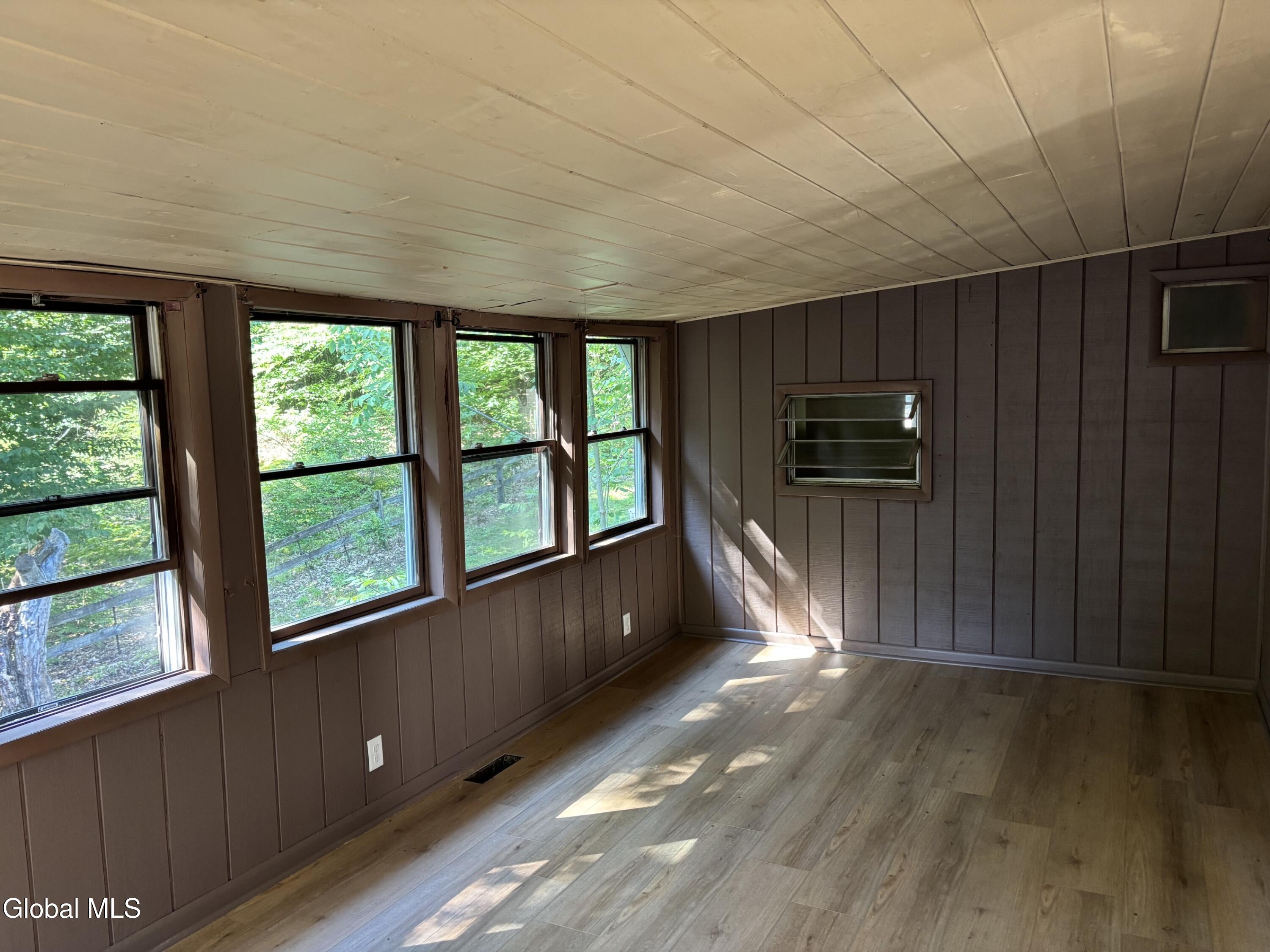 98 Red Pond Road Petersburgh NY 12138