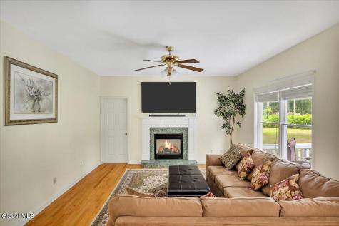 22 Domenico Drive Glenmont NY 12077