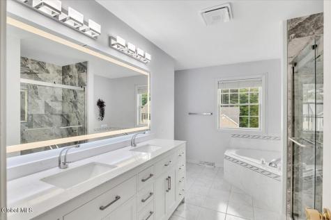 22 Domenico Drive Glenmont NY 12077
