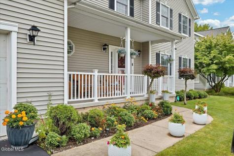 22 Domenico Drive Glenmont NY 12077