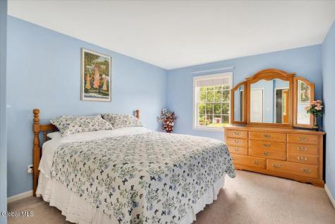 22 Domenico Drive Glenmont NY 12077
