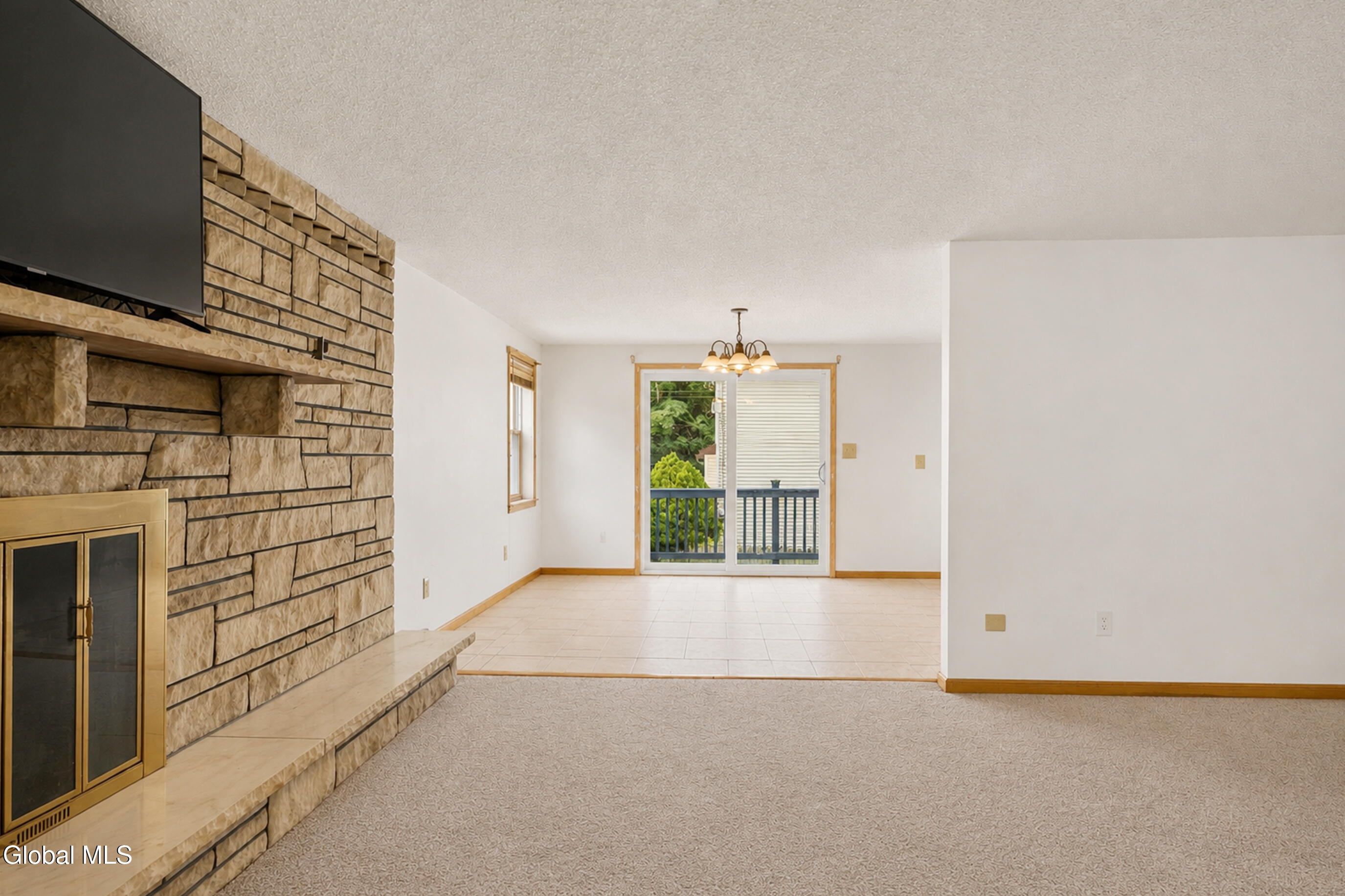 16 Golf Road Schenectady NY 12304