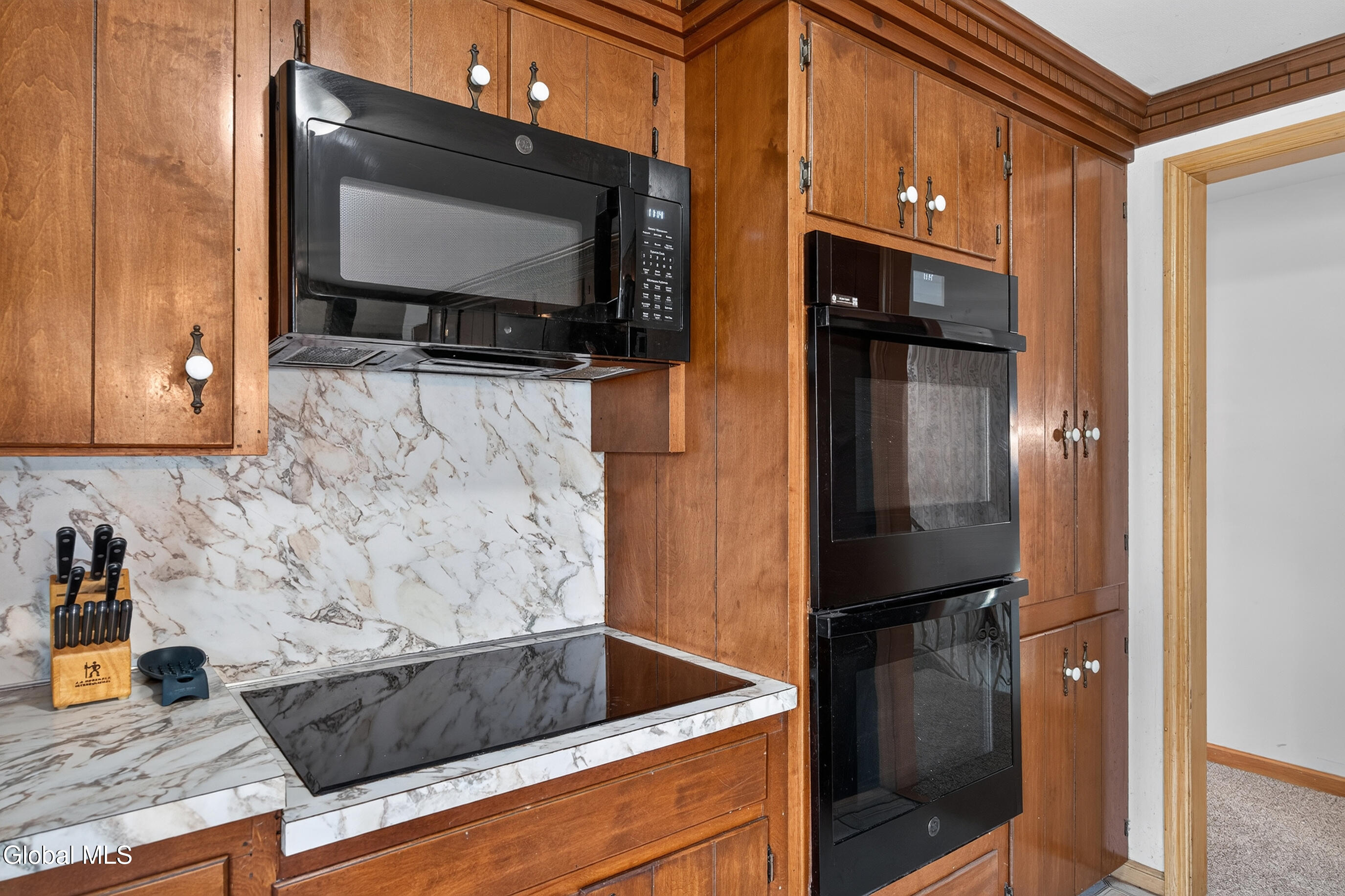 16 Golf Road Schenectady NY 12304