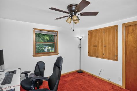 16 Golf Road Schenectady NY 12304