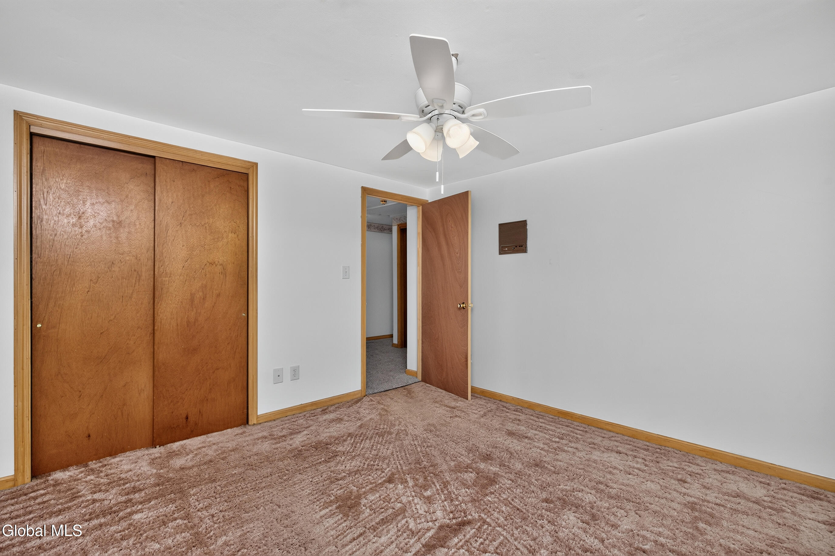 16 Golf Road Schenectady NY 12304