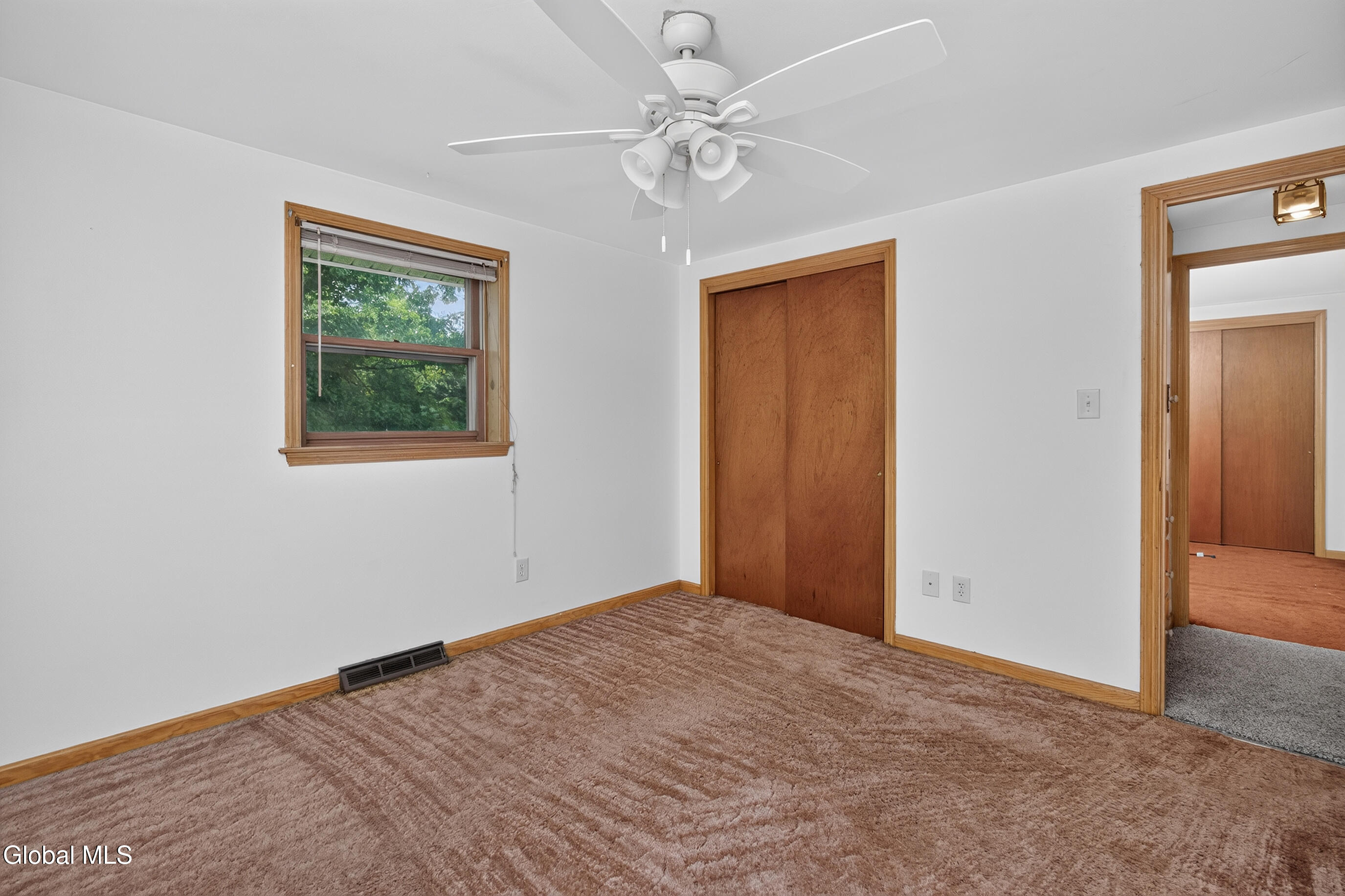 16 Golf Road Schenectady NY 12304