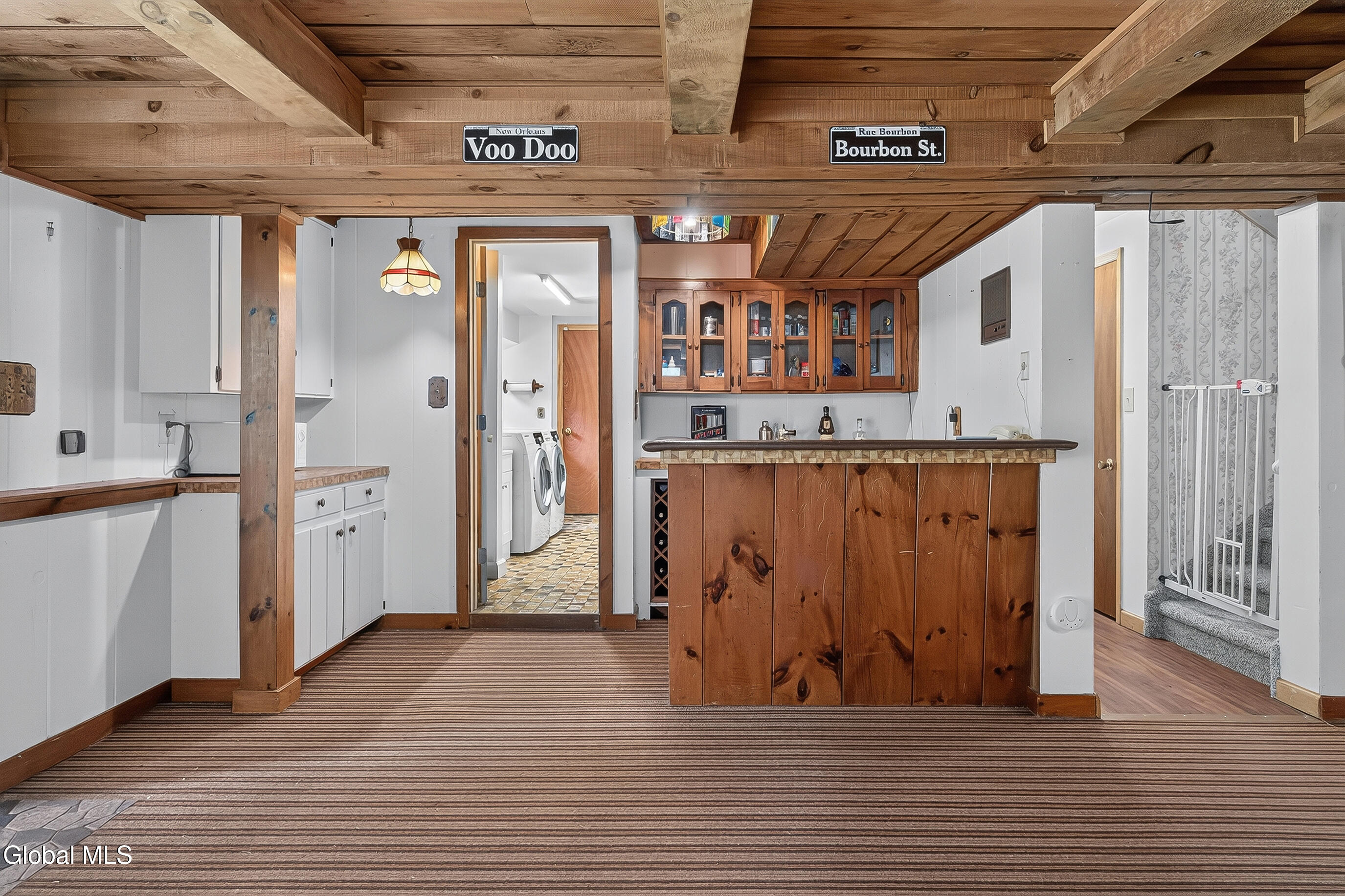 16 Golf Road Schenectady NY 12304