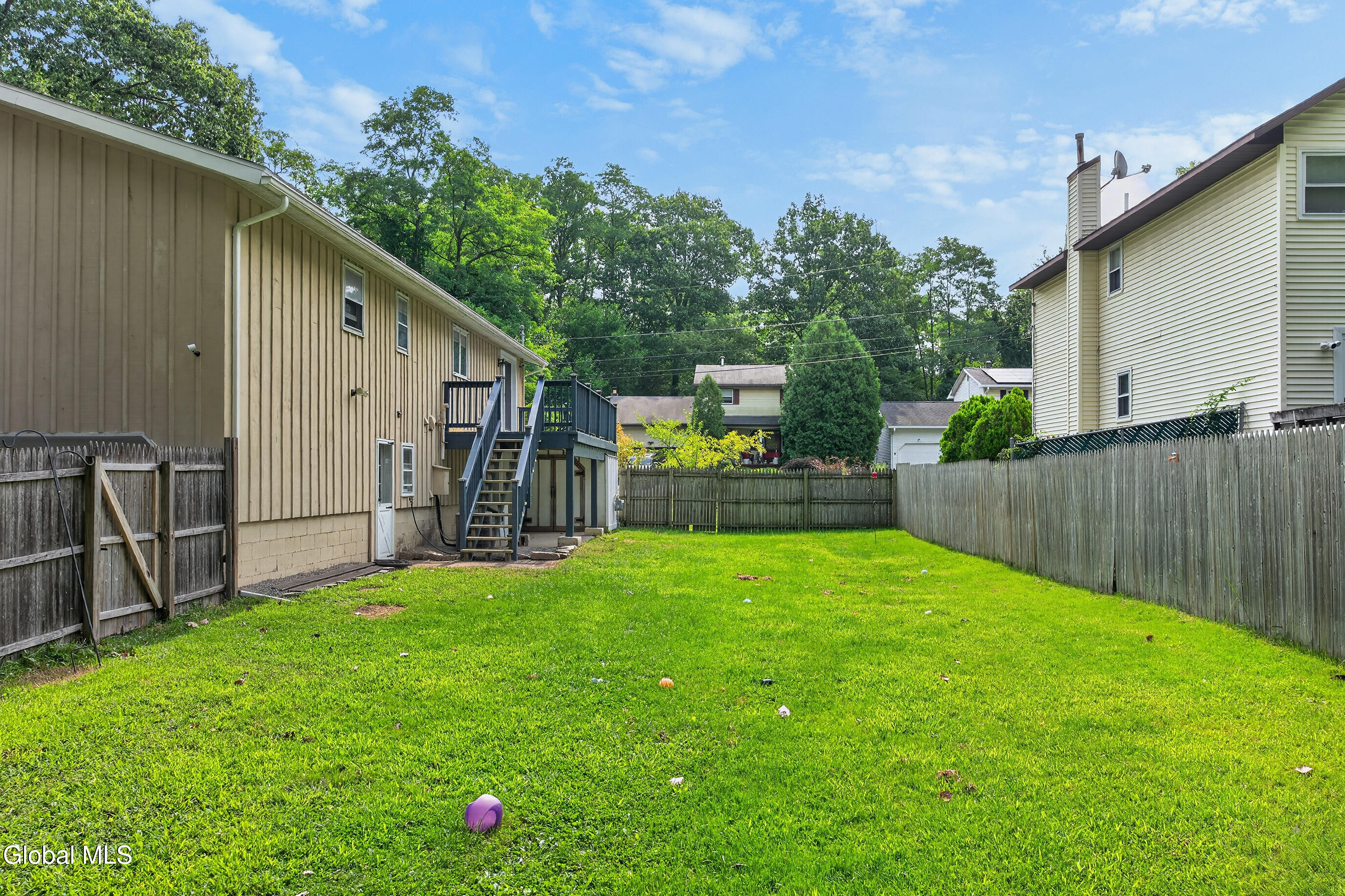 16 Golf Road Schenectady NY 12304