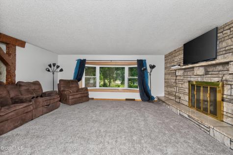 16 Golf Road Schenectady NY 12304