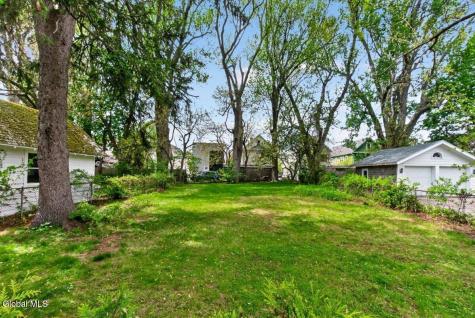 11 Norwood Avenue Albany NY 12208