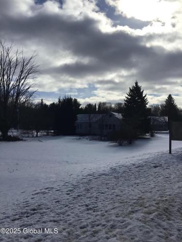 542 Maple Avenue Saratoga NY 12866