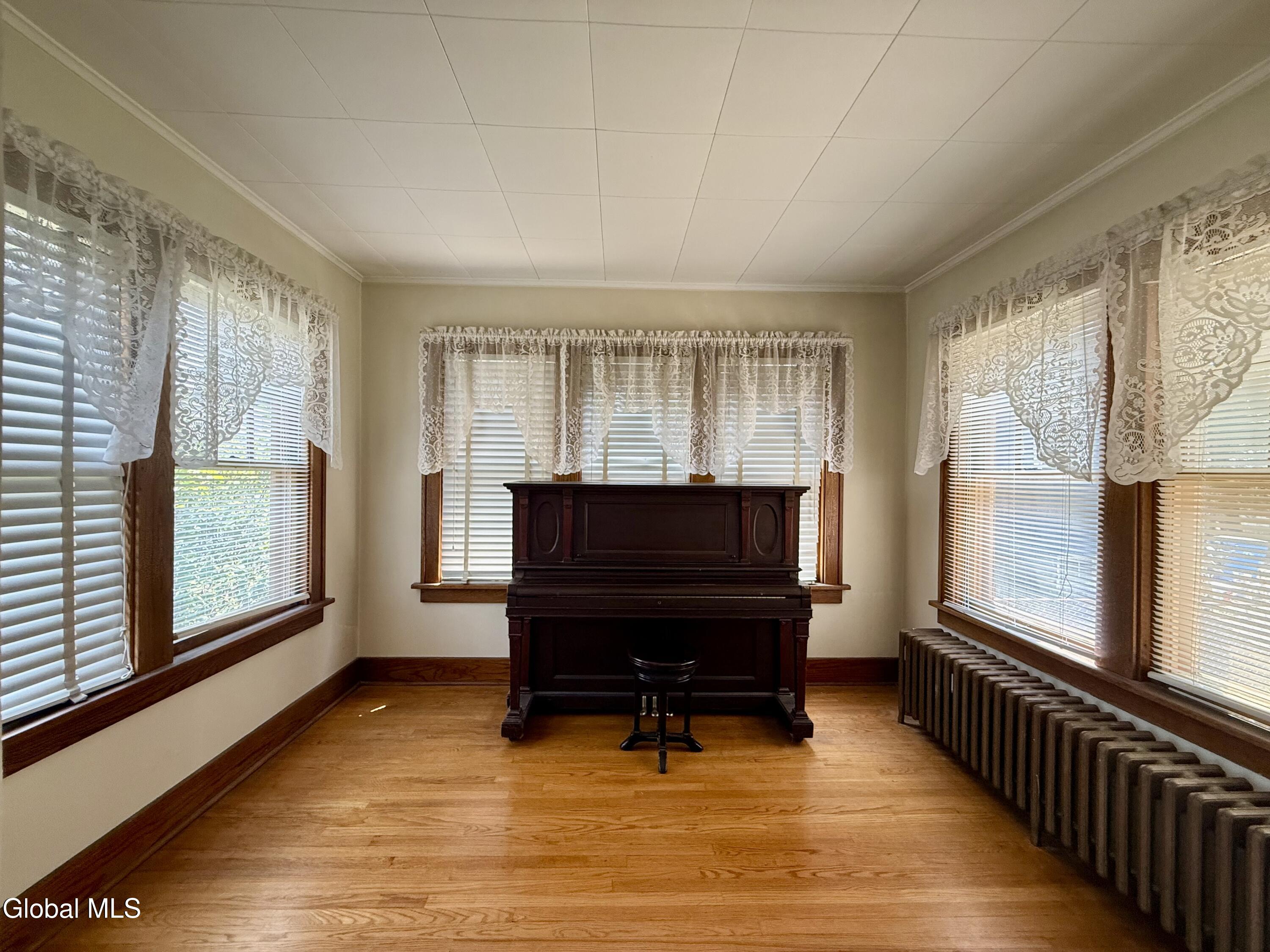 19 Alexander Street Gloversville NY 12078