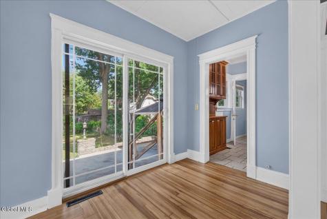 12 Cornelius Avenue Niskayuna NY 12309