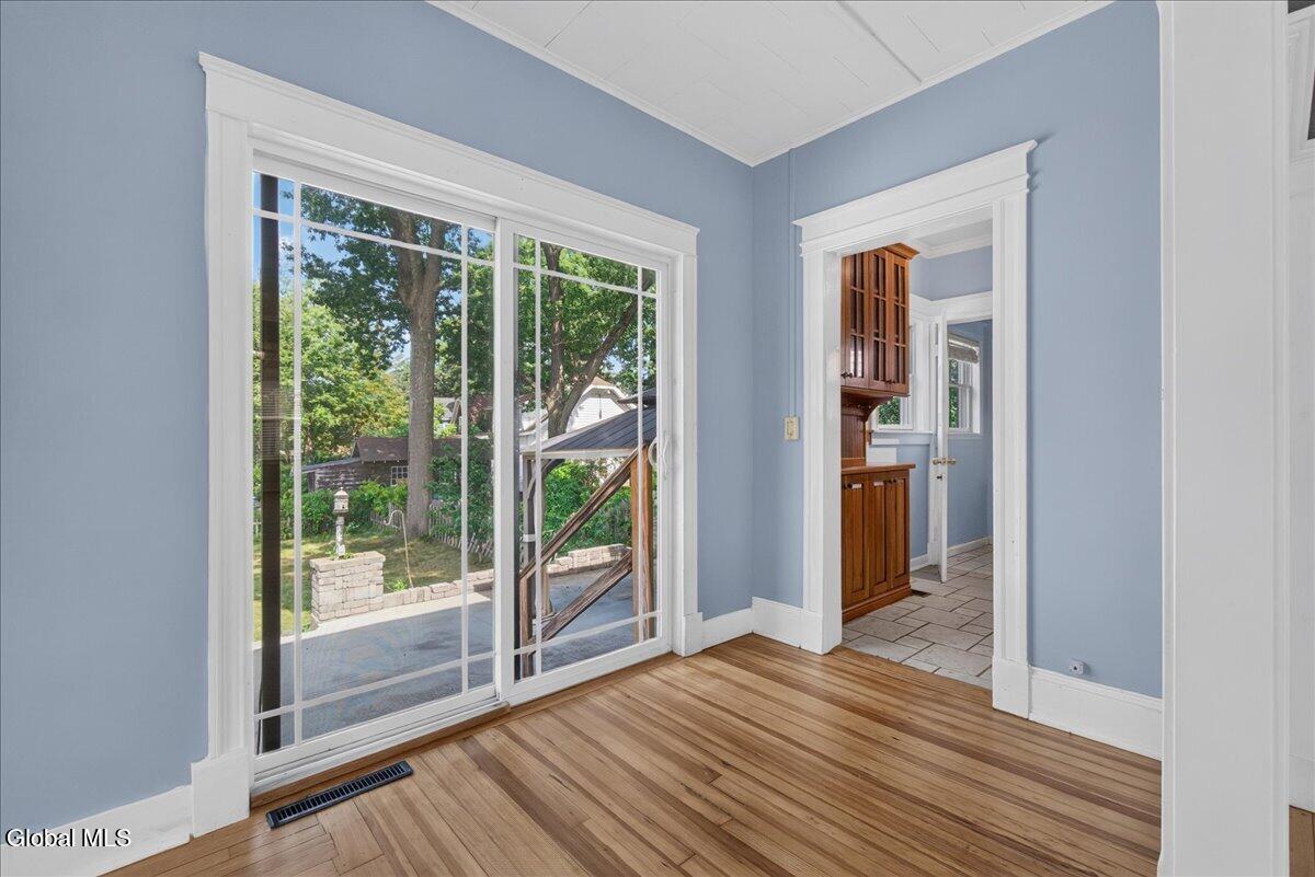 12 Cornelius Avenue Niskayuna NY 12309