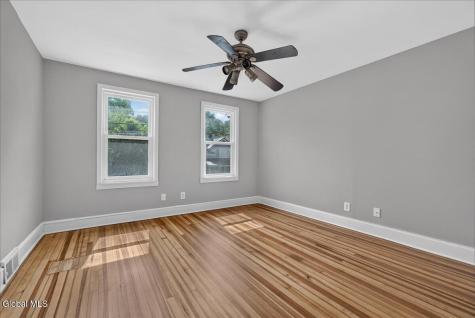 12 Cornelius Avenue Niskayuna NY 12309