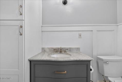 12 Cornelius Avenue Niskayuna NY 12309