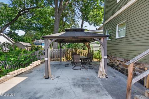 12 Cornelius Avenue Niskayuna NY 12309