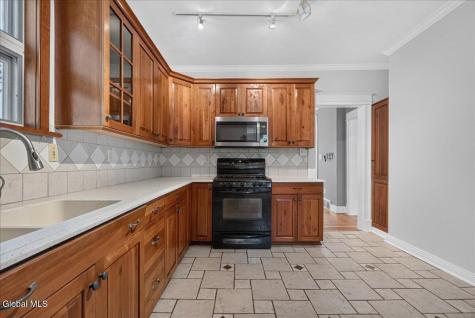 12 Cornelius Avenue Niskayuna NY 12309